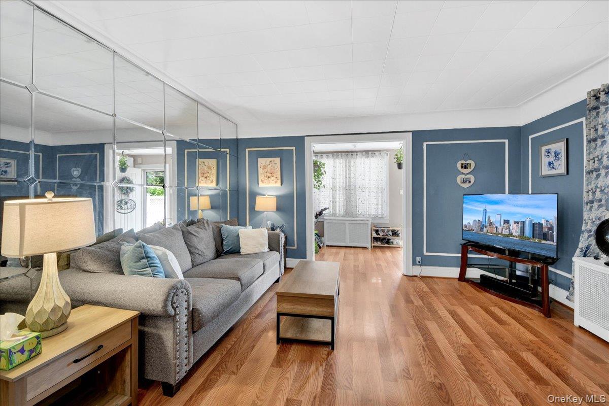 5th image of 322 Logan Ave, New York, NY 10465 | MLS# 1031107