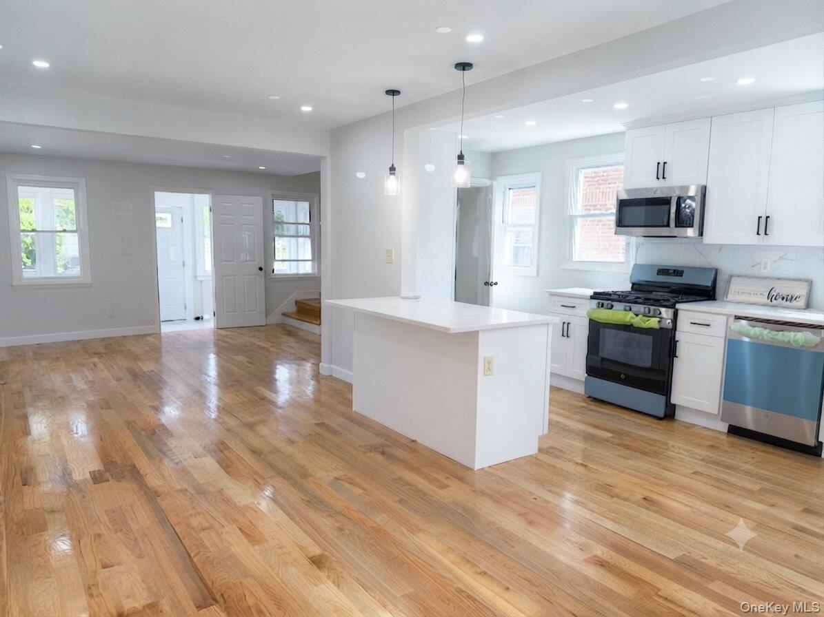 4th image of 2431 Deerfield Rd, New York, NY 11691 | MLS# 1031117