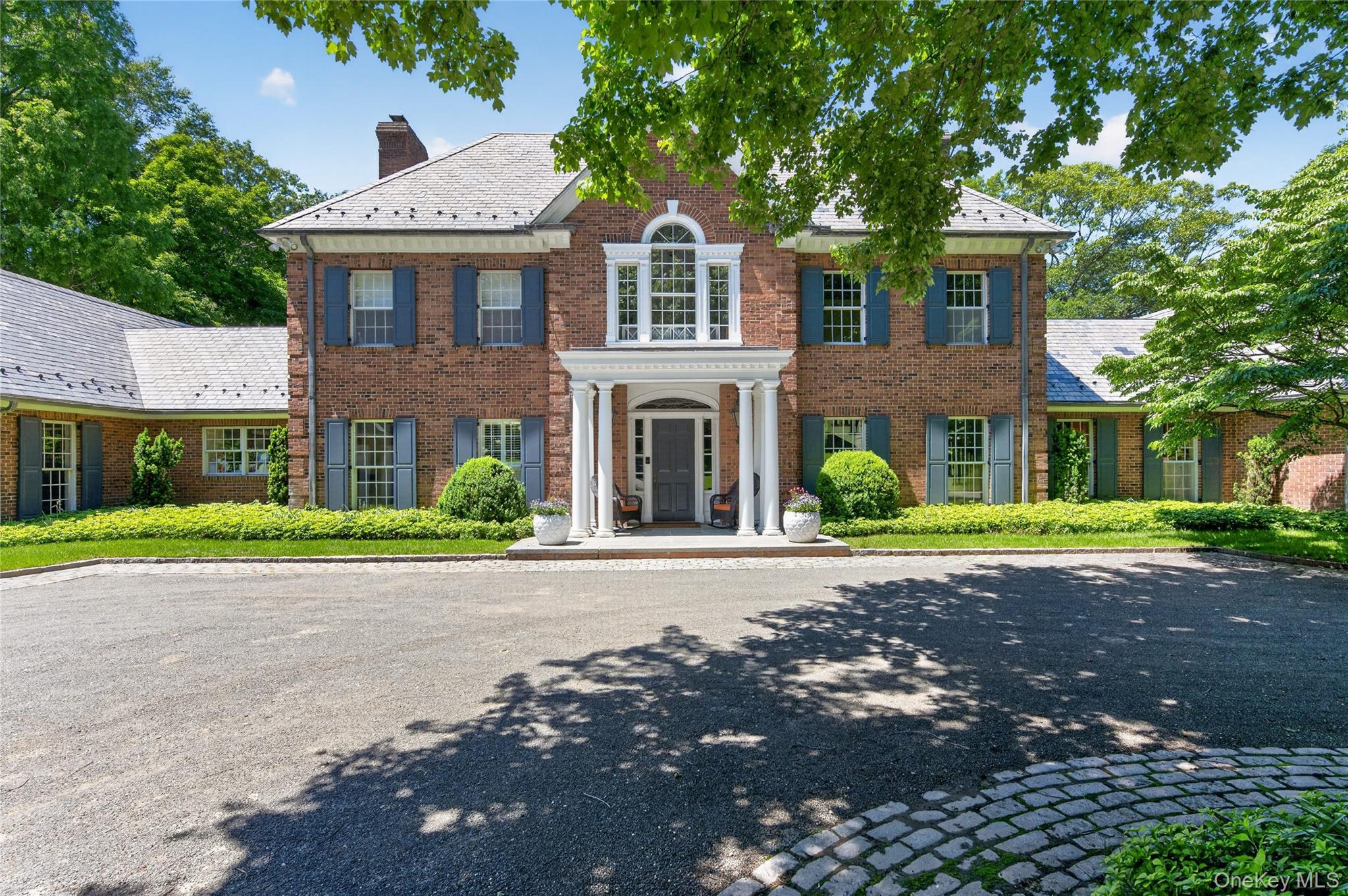 3rd image of 2 Lands End Rd, Oyster Bay, NY 11560 | MLS# 1031122