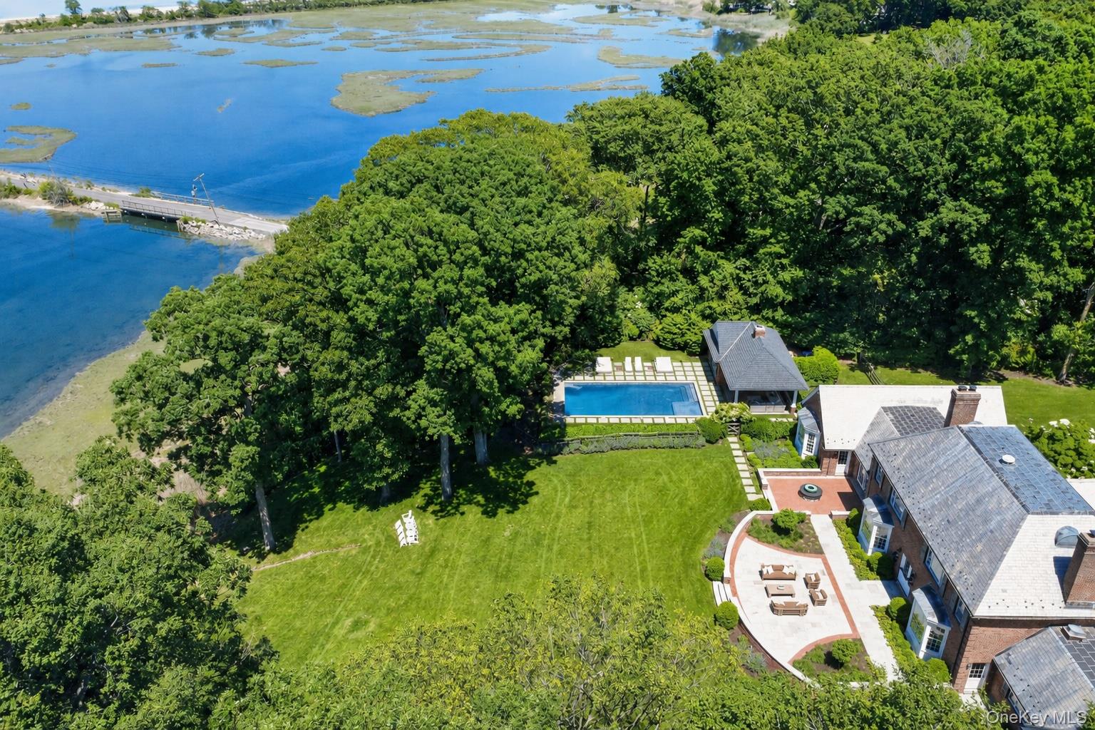50th image of 2 Lands End Rd, Oyster Bay, NY 11560 | MLS# 1031122