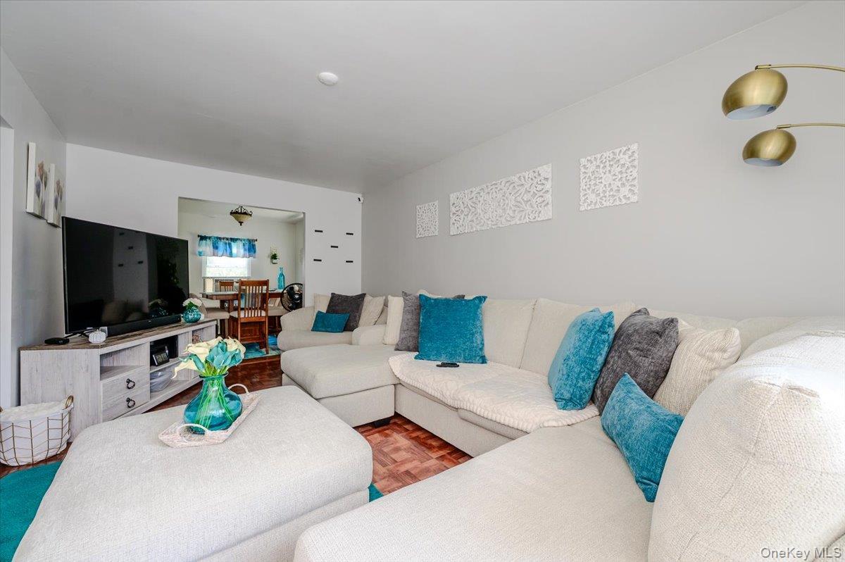 3rd image of 1912 Hunt Ave, New York, NY 10462 | MLS# 1031157