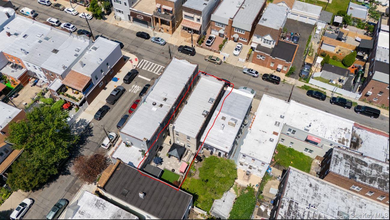 41st image of 76 04 68th Ave, New York, NY 11379 | MLS# 1031172