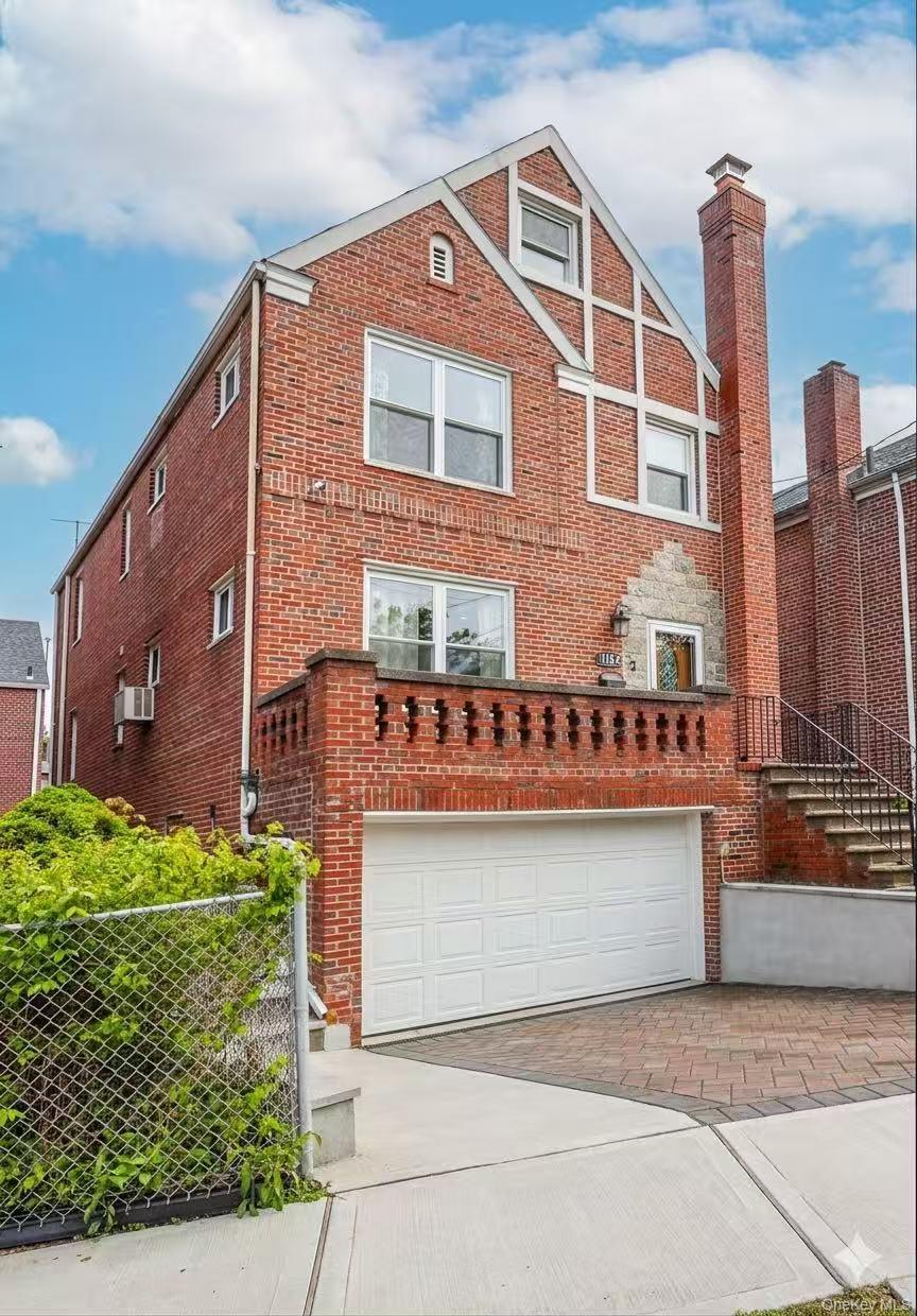 1st image of 1194 Lydig Ave, New York, NY 10461 | MLS# 1031186