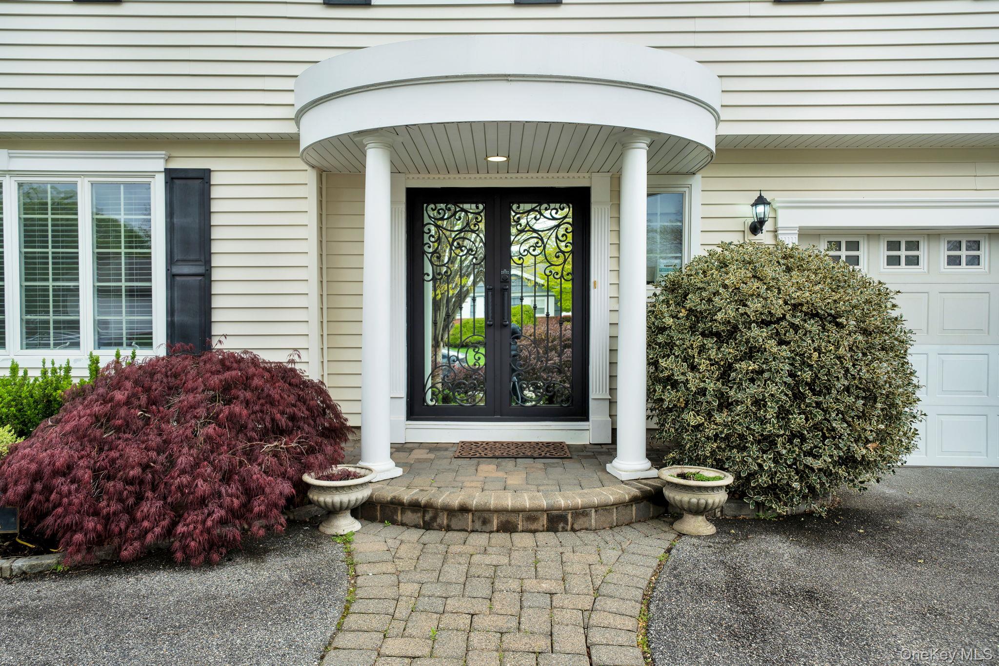 3rd image of 20 Sagamore Wy S, Oyster Bay, NY 11753 | MLS# 1031203