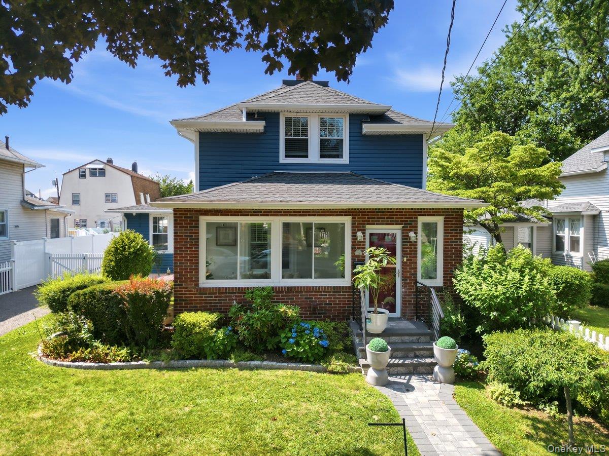 2nd image of 123 Briggs Ave, Yonkers, NY 10701 | MLS# 1031211
