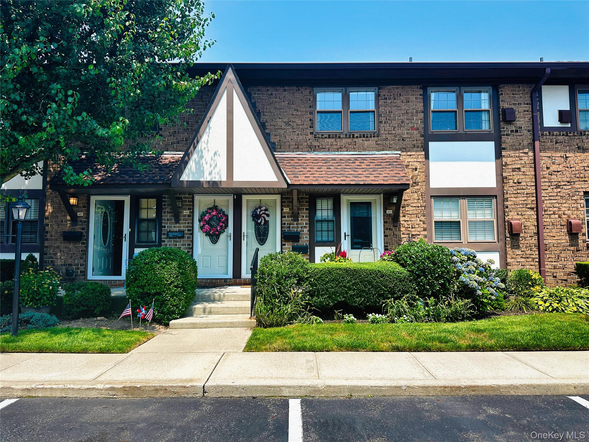 1st image of 445 Mariners Wy, Babylon, NY 11726 | MLS# 1031227