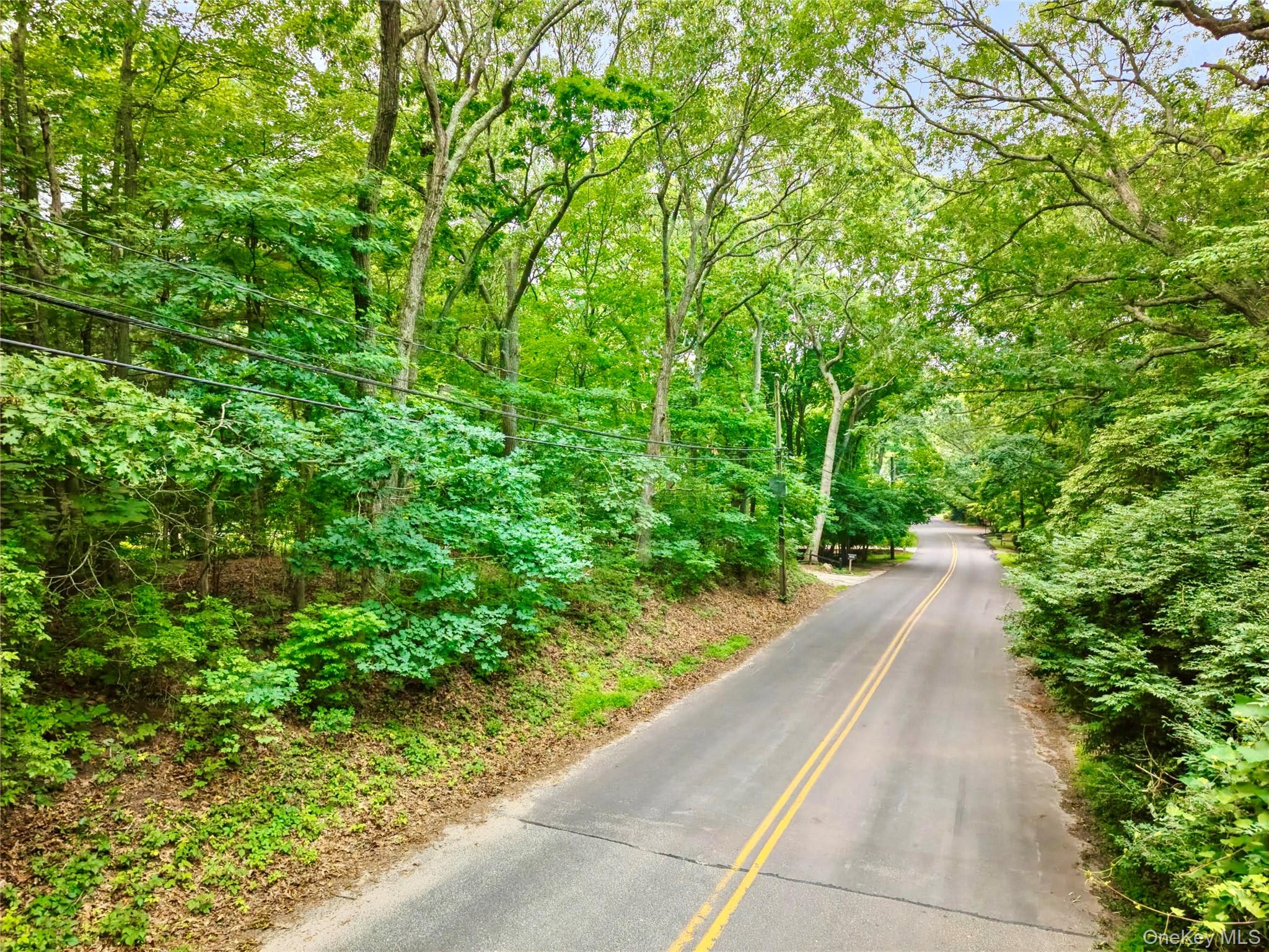 3rd image of 13260 Soundview Ave, Southold, NY 11971 | MLS# 1031247