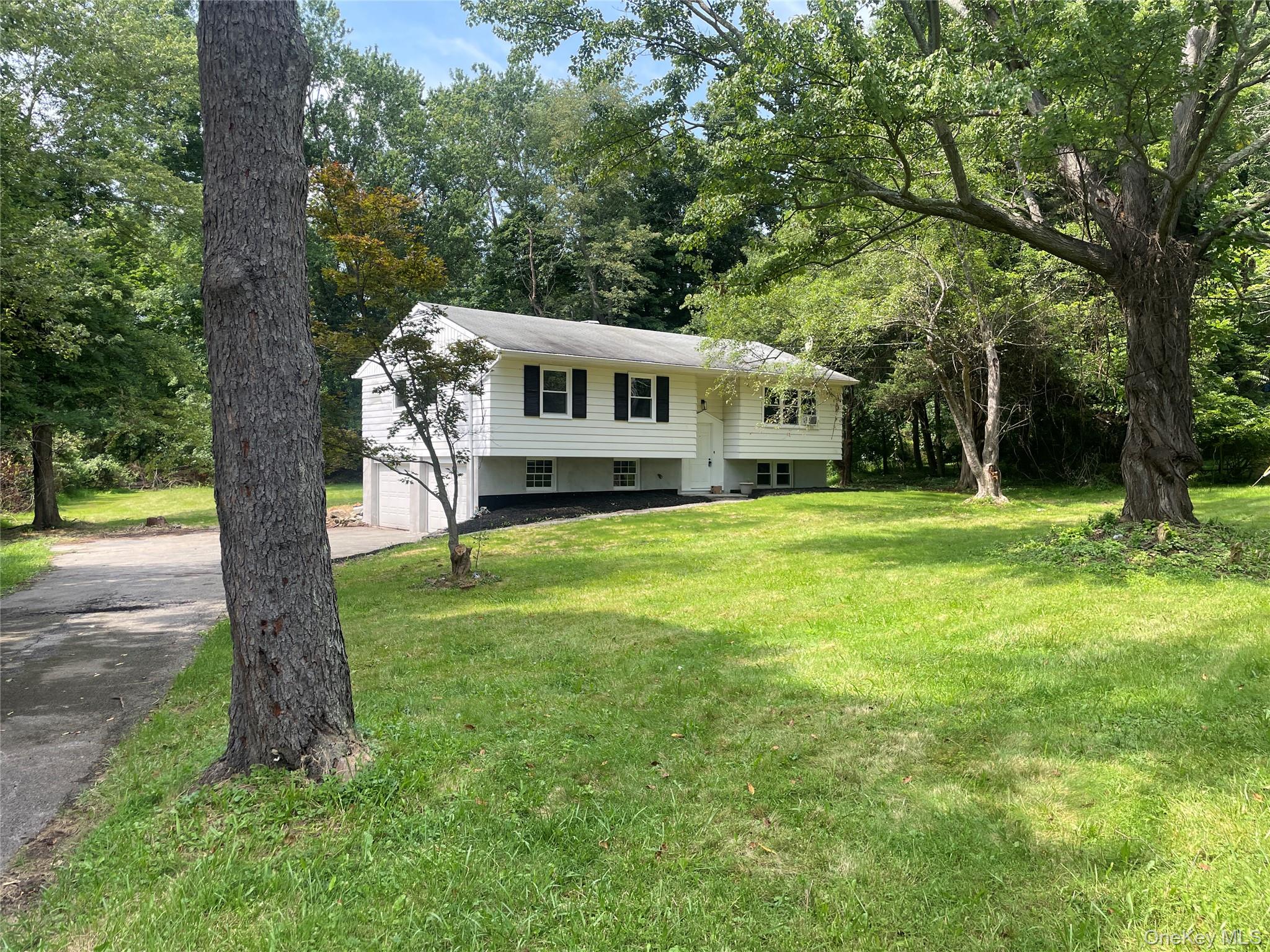 2nd image of 15 Vandewater Dr, Wappinger, NY 12590 | MLS# 1031284