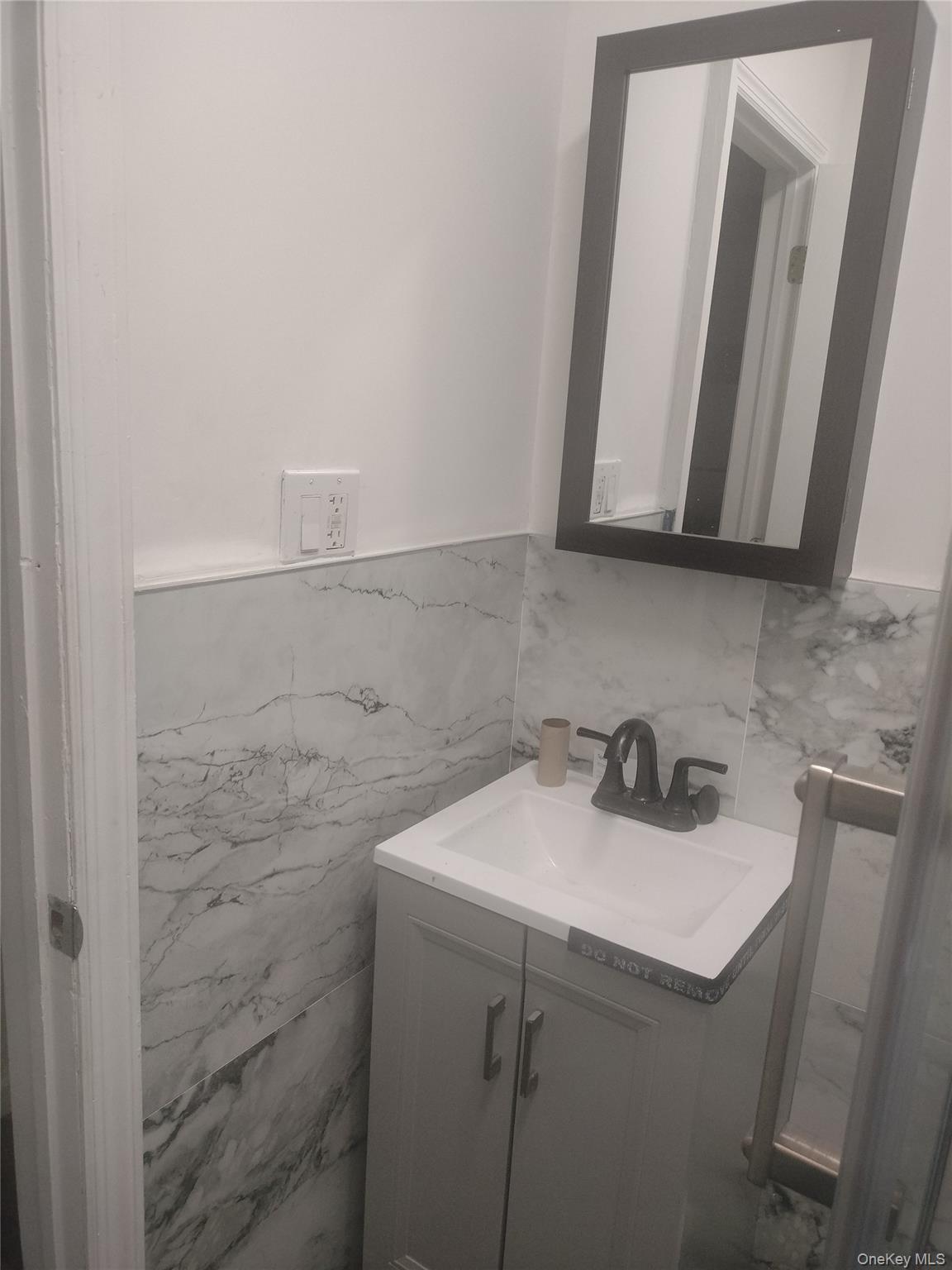 46th image of 14 04 Dickens St, New York, NY 11691 | MLS# 1031307