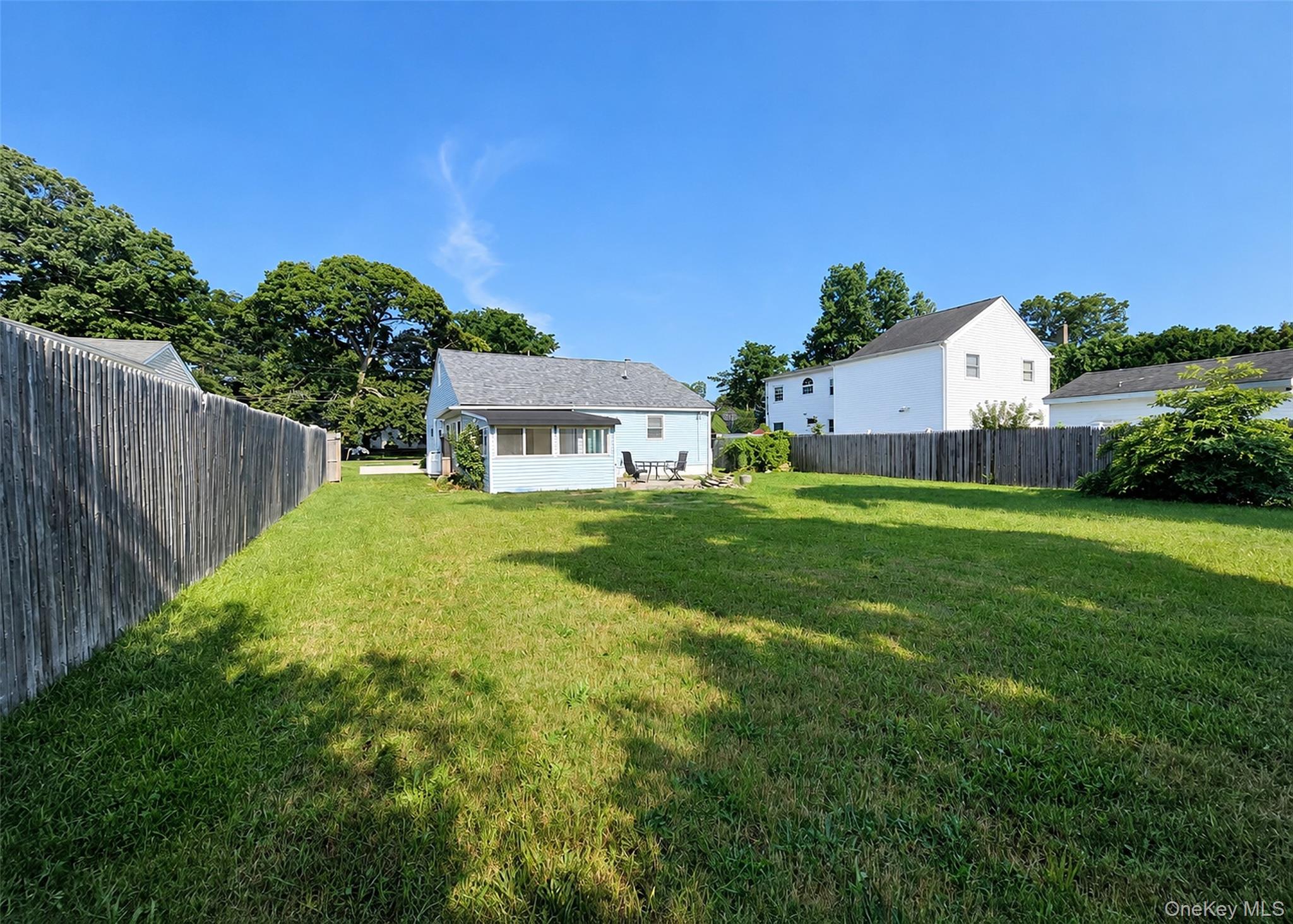 18th image of 10 Midwood Pl, Brookhaven, NY 11738 | MLS# 1031343