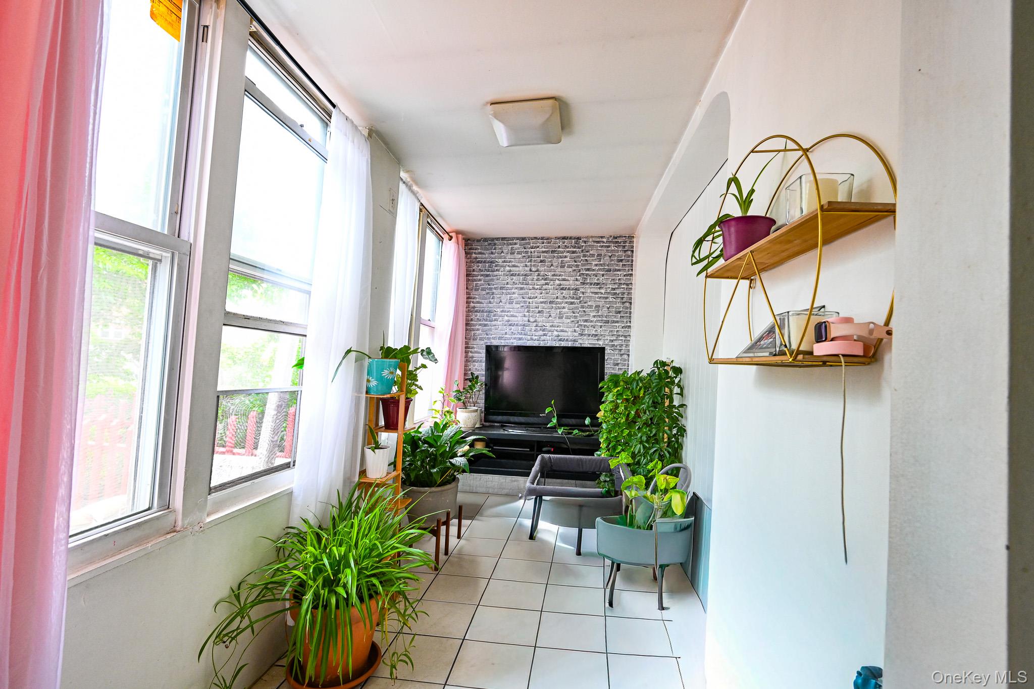 4th image of 1738 Melville St, New York, NY 10460 | MLS# 1031366