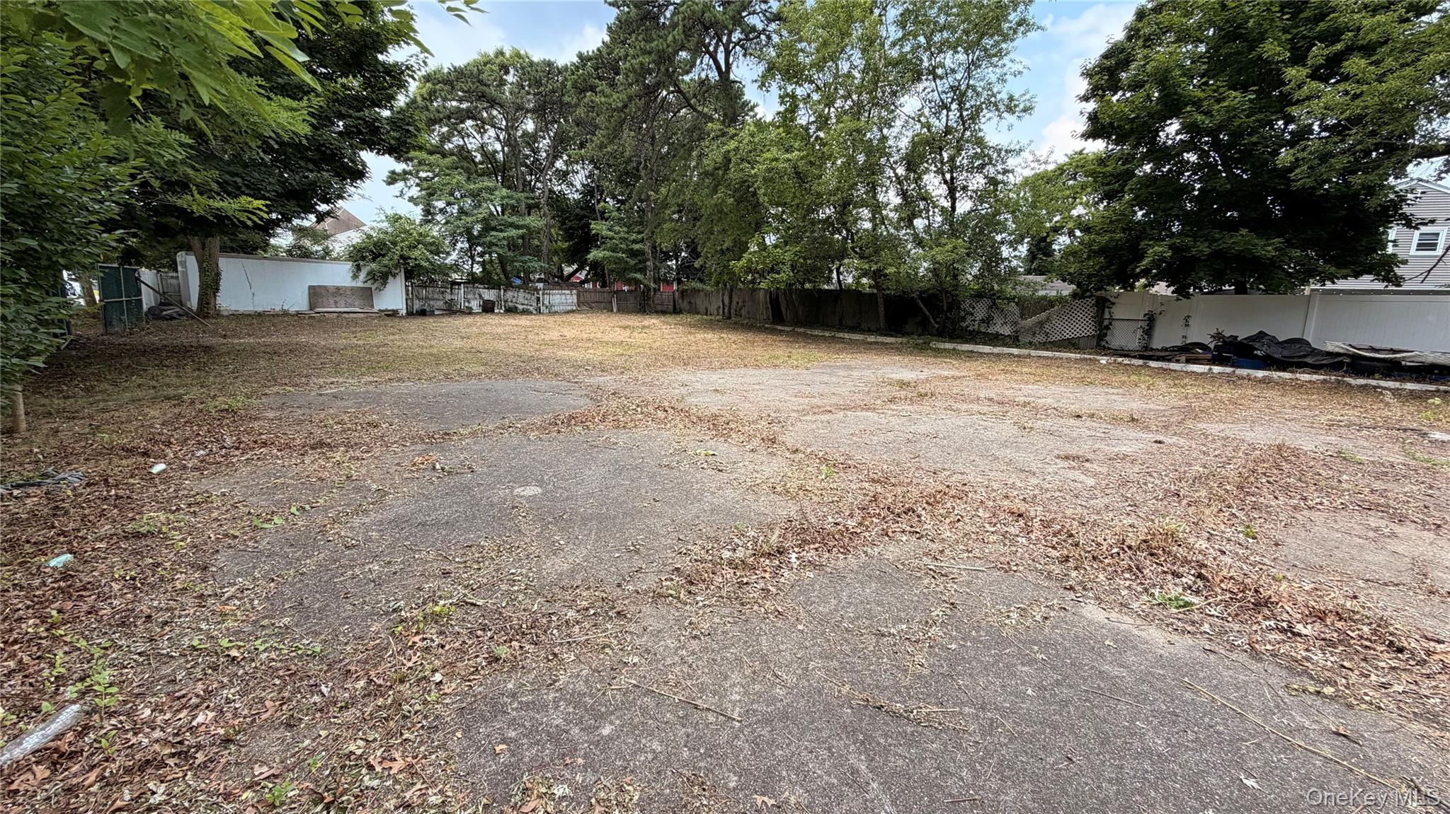 5th image of Johnson St, Babylon, NY 11701 | MLS# 1031371