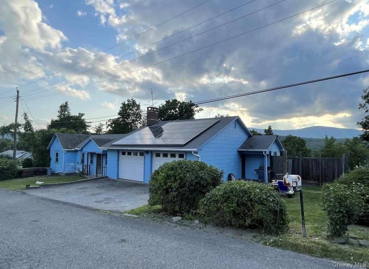 2nd image of 29 Saugerties Manor Rd, Saugerties, NY 12477 | MLS# 1031401