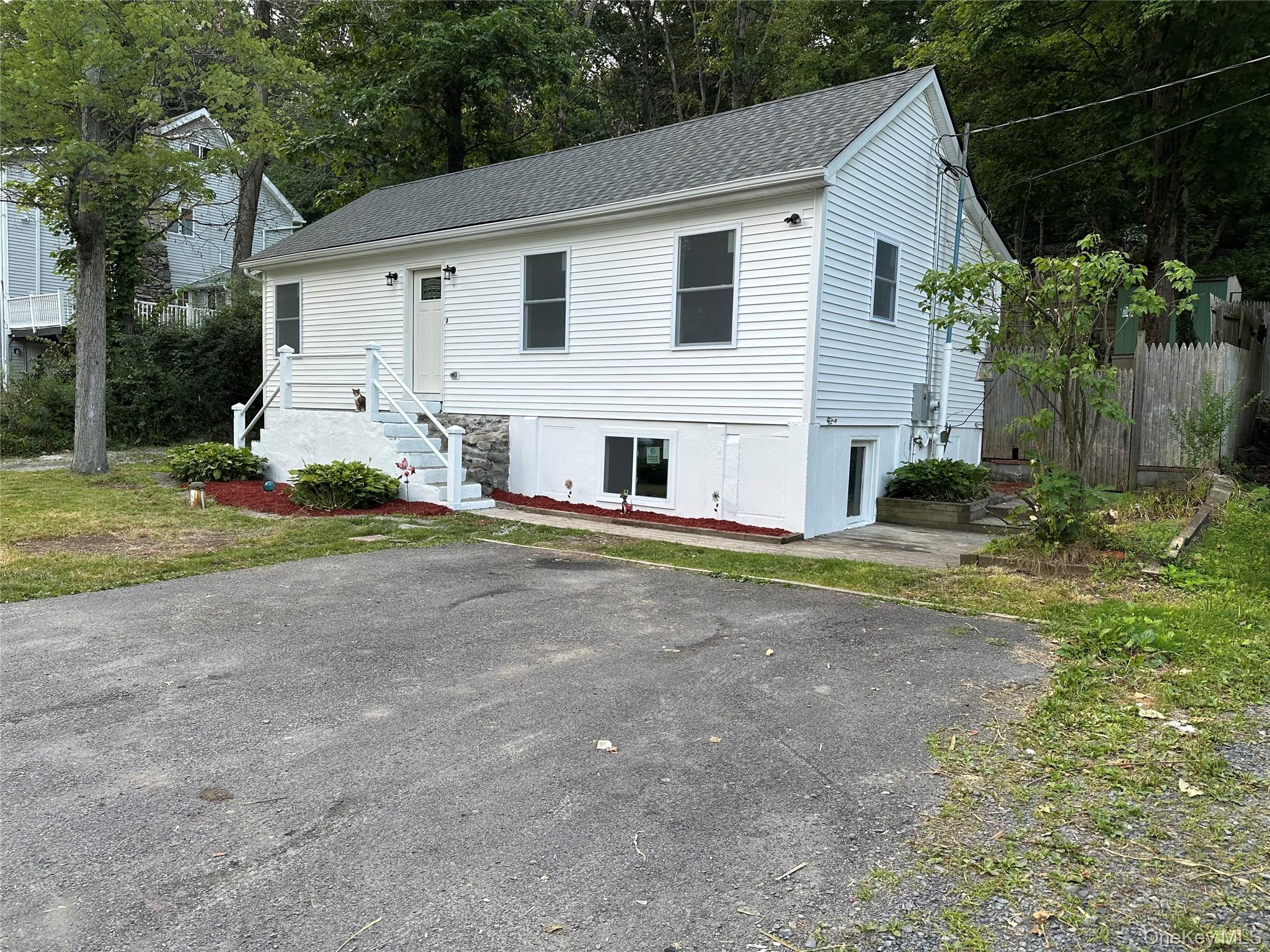 2nd image of 11 Sylvan Trl, Monroe, NY 10950 | MLS# 1031418