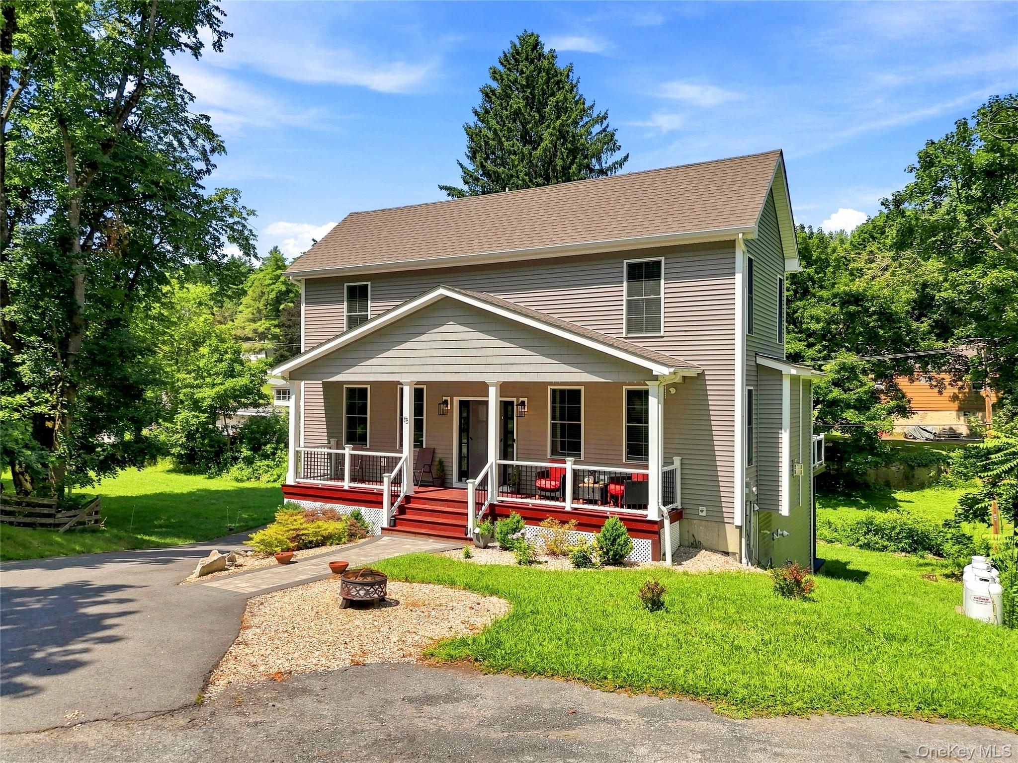 2nd image of 15 Rock Cut Ln, Pleasant Valley, NY 12569 | MLS# 1031424