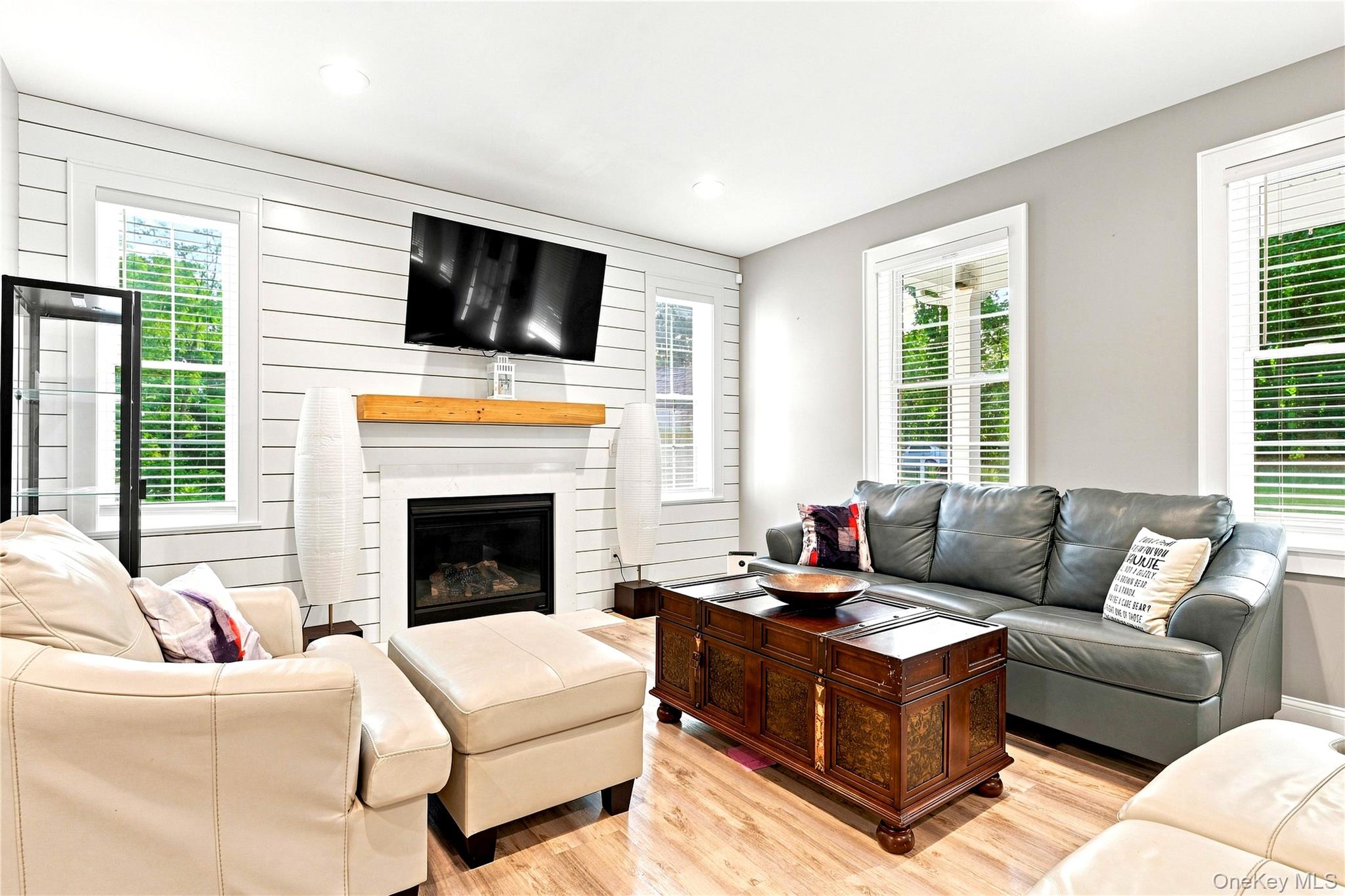 4th image of 15 Rock Cut Ln, Pleasant Valley, NY 12569 | MLS# 1031424