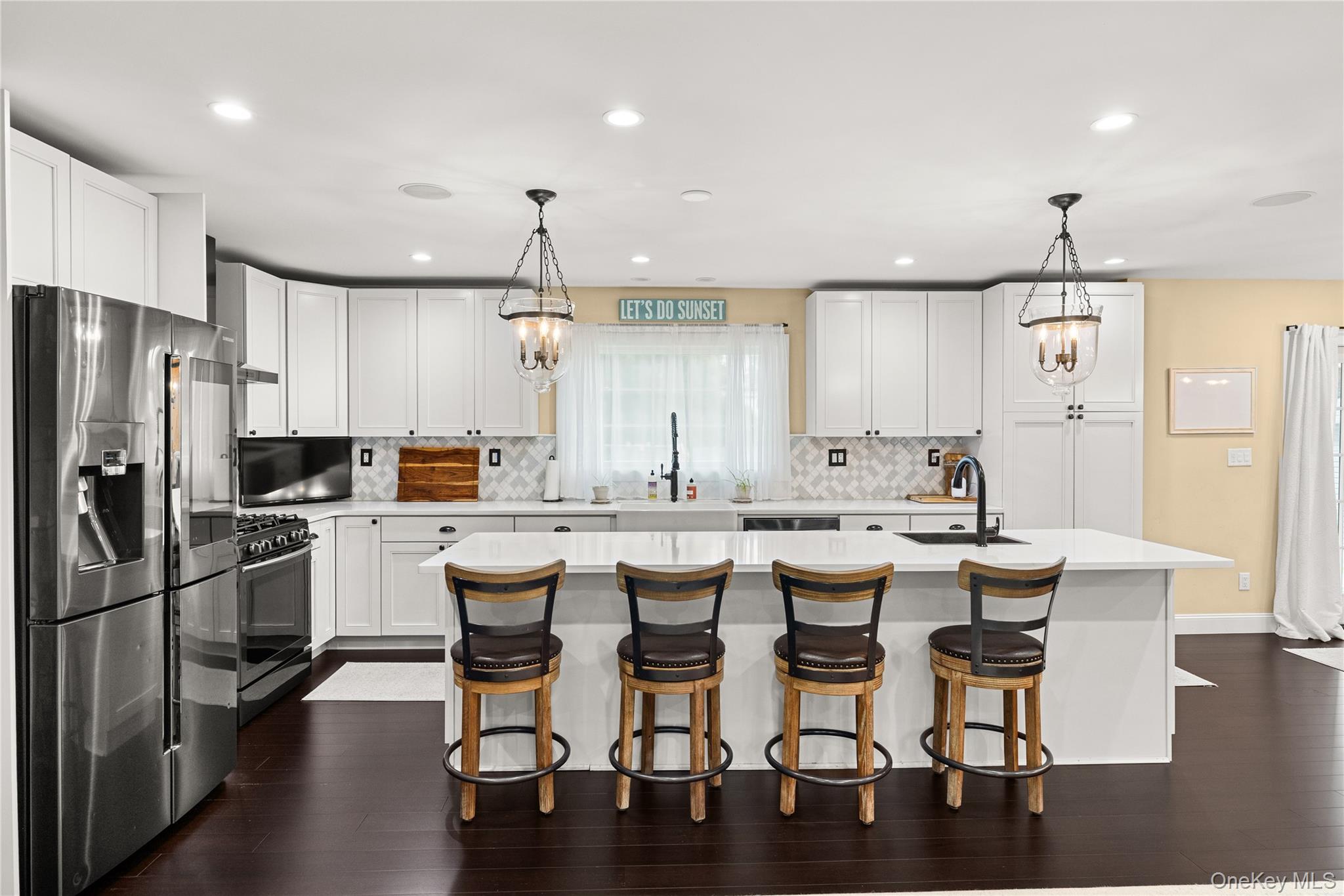5th image of 101 Frederick Ave, Babylon, NY 11702 | MLS# 1031430