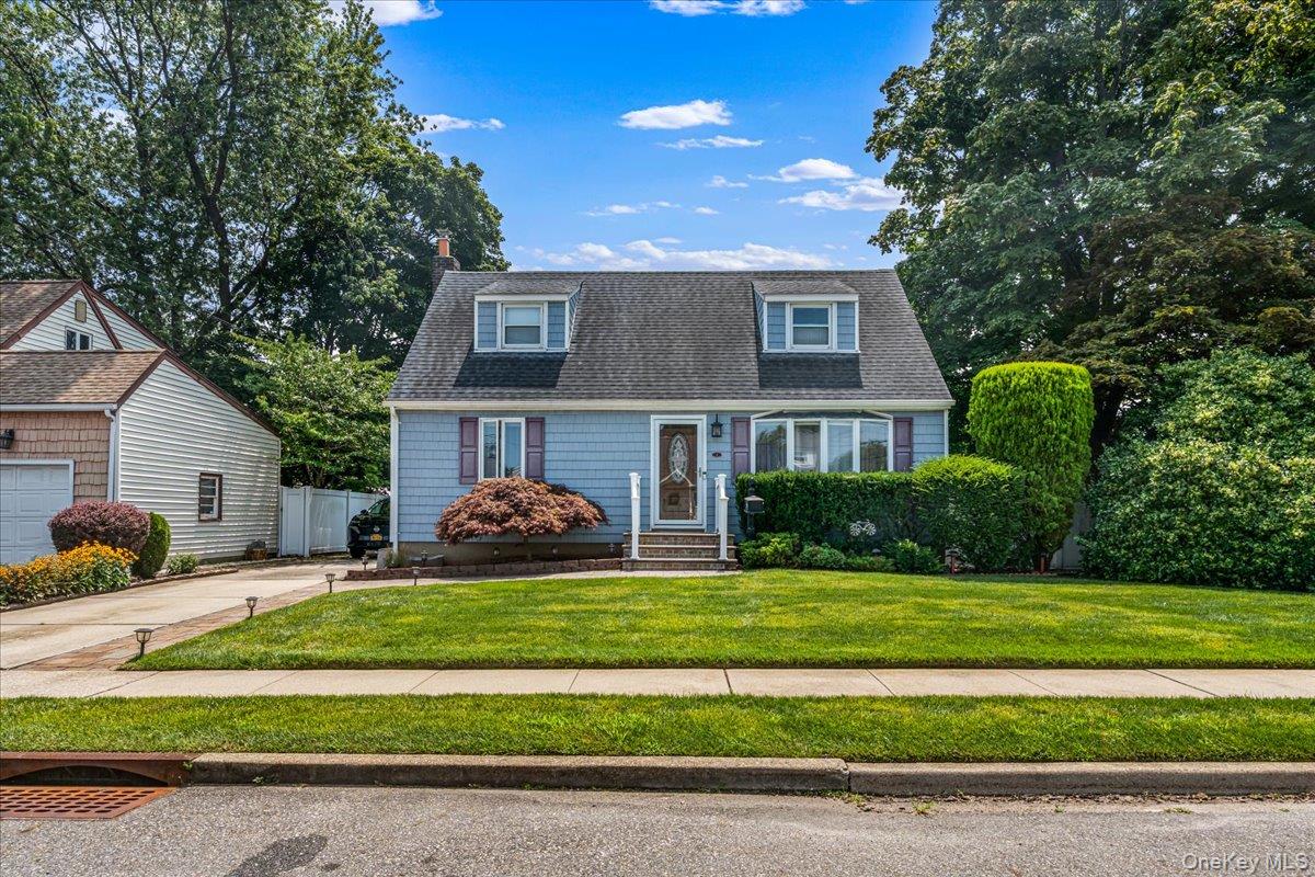 1st image of 2 Gateway, Oyster Bay, NY 11735 | MLS# 1031431