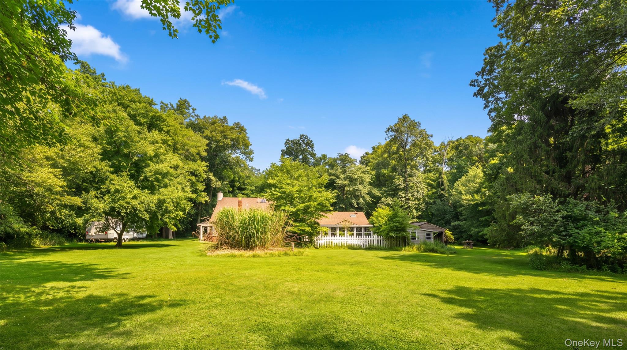 4th image of 10 Eagle Dr, Brookhaven, NY 11961 | MLS# 1031432