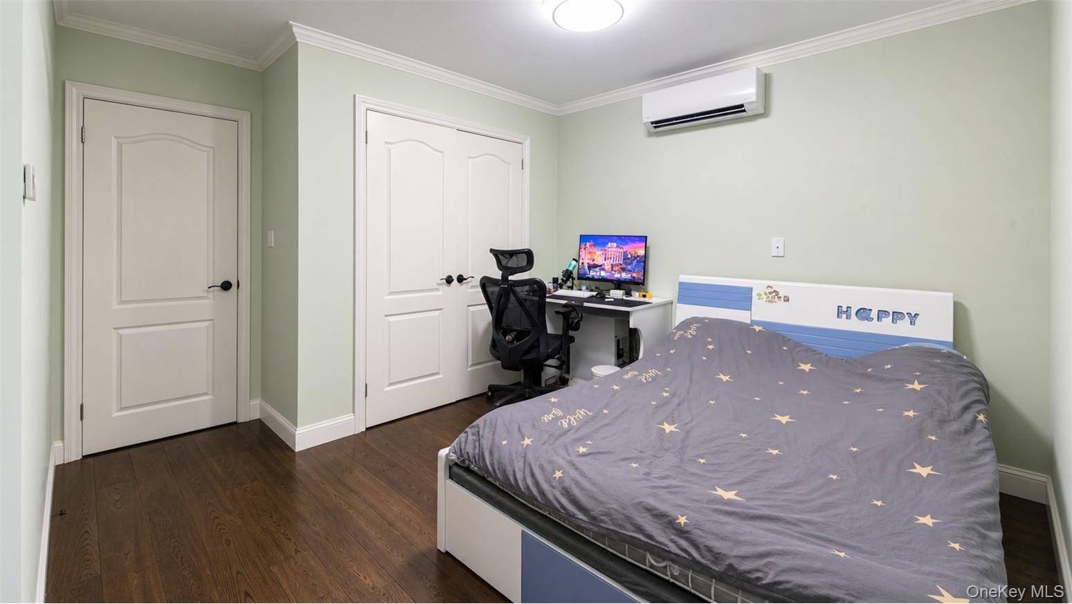 4th image of 5629 210Th St, New York, NY 11364 | MLS# 1031461