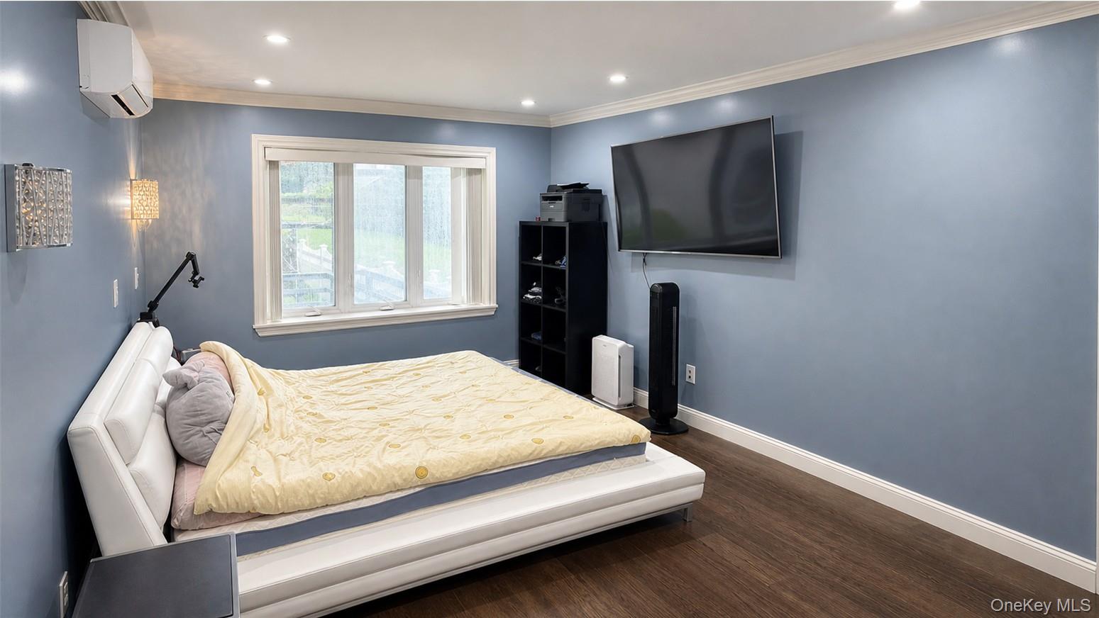 5th image of 5629 210Th St, New York, NY 11364 | MLS# 1031461