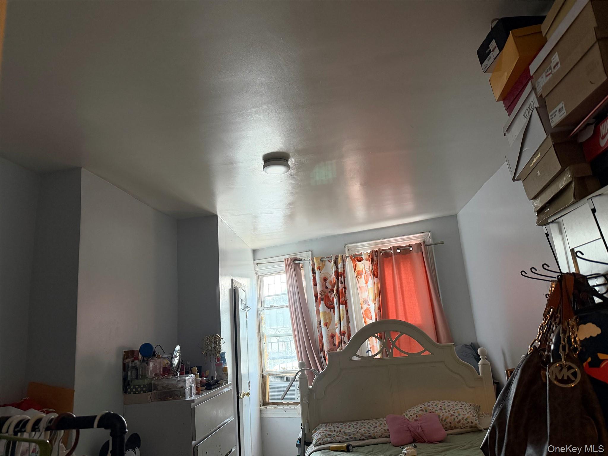 29th image of 1846 Unionport Rd, New York, NY 10462 | MLS# 1031477