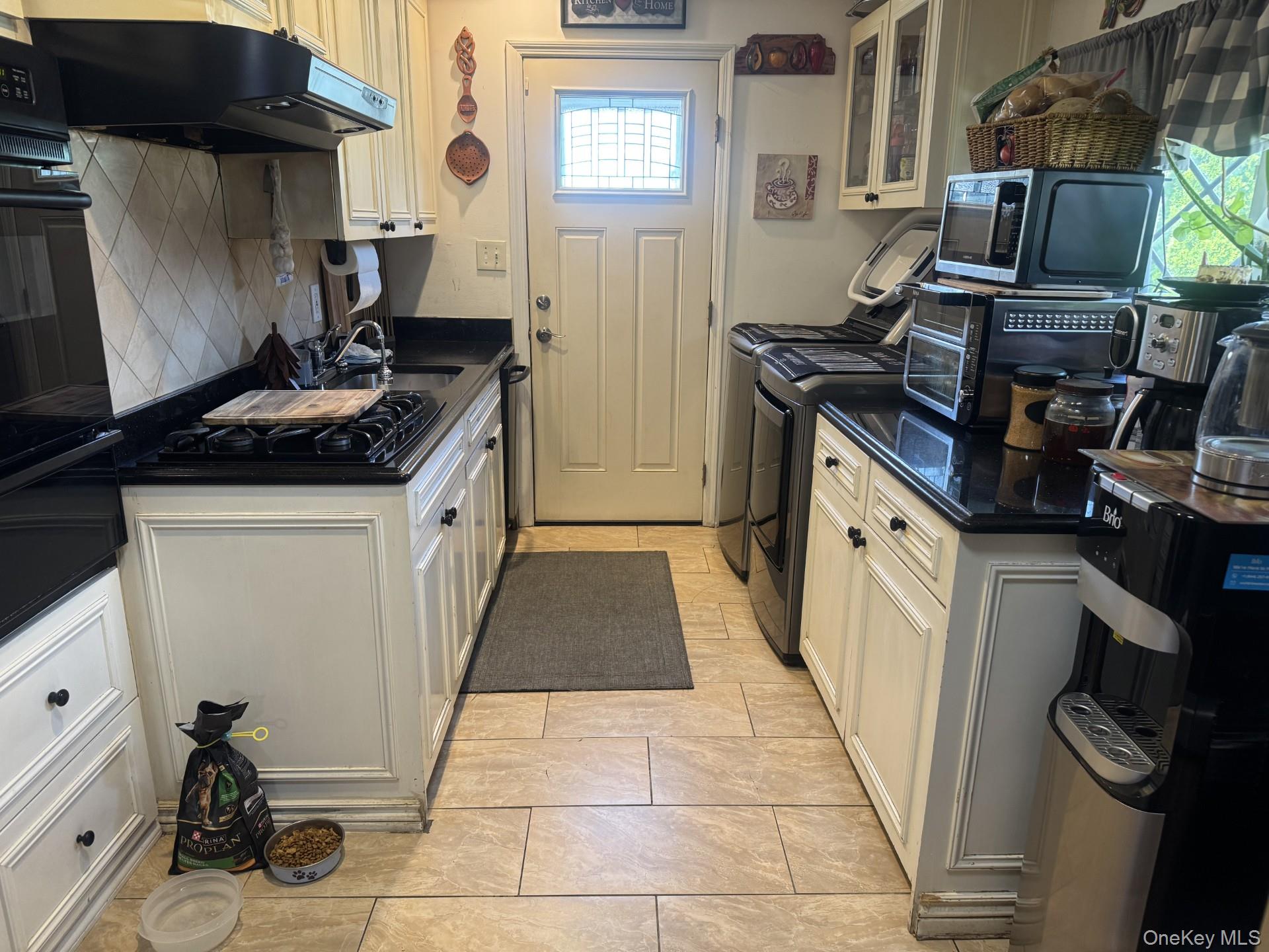 3rd image of 78 Hilltop Dr, Islip, NY 11717 | MLS# 1031479