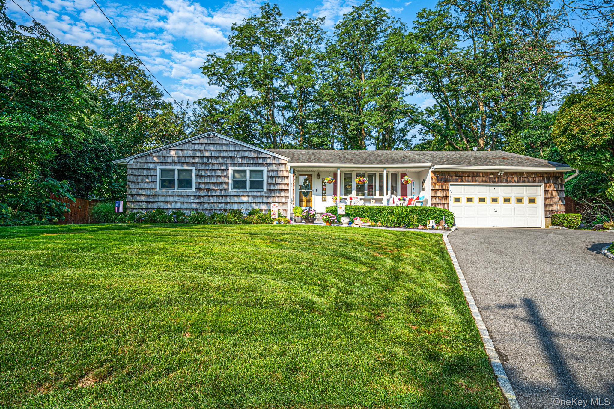 2nd image of 46 Marbeth Cir, Brookhaven, NY 11764 | MLS# 1031483