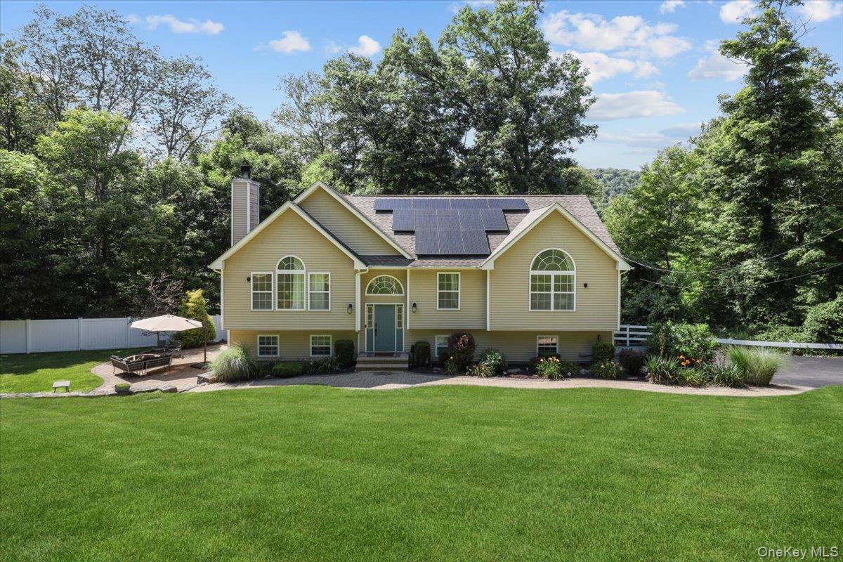 1st image of 39 New Hill Rd, Putnam Valley, NY 10579 | MLS# 1031491