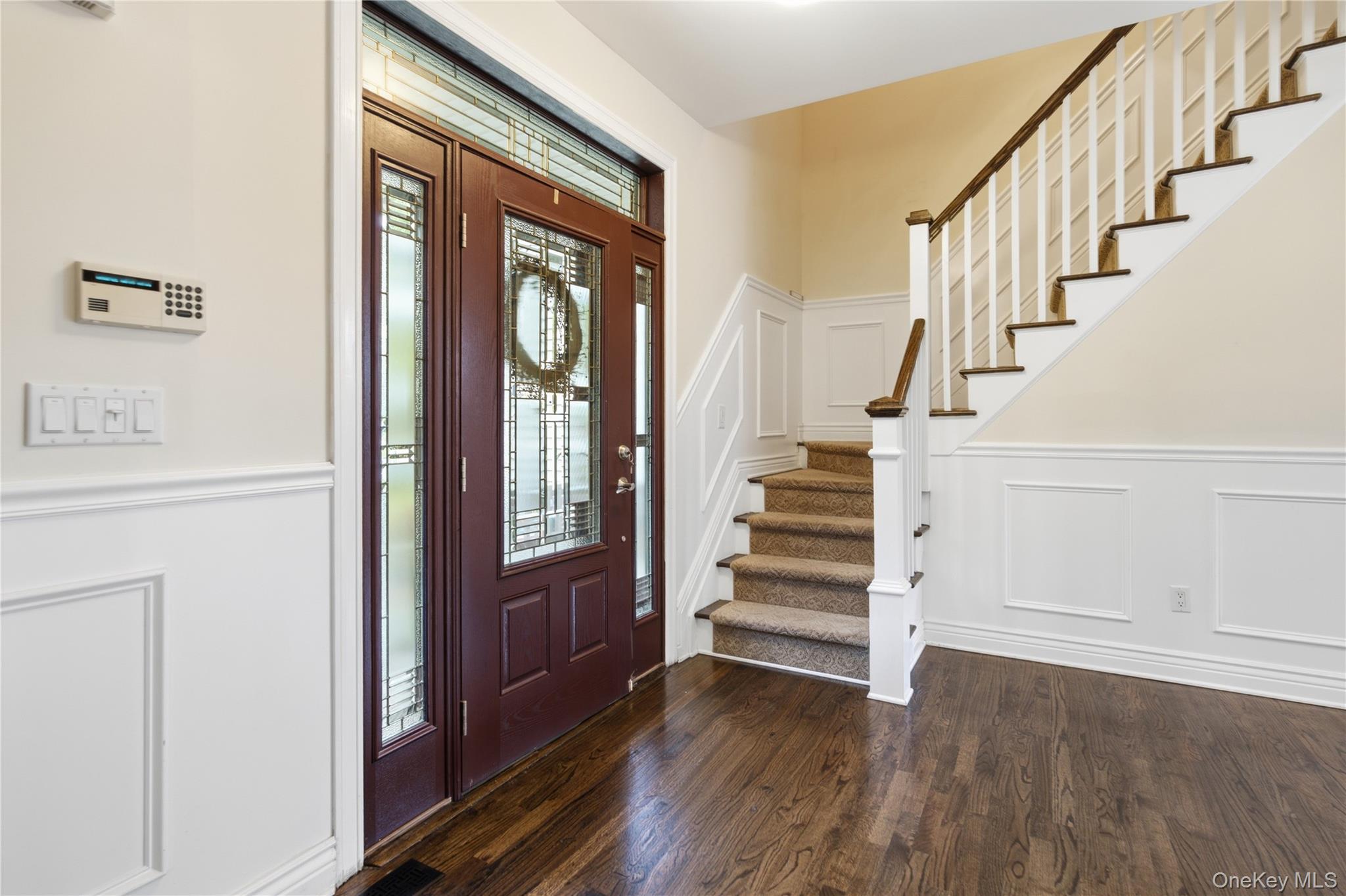 3rd image of 4 Wood Hollow Dr, Southampton, NY 11977 | MLS# 1031502