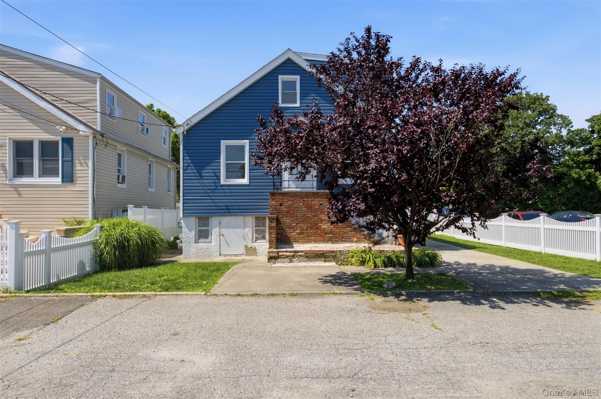 1st image of 8 5th St, Oyster Bay, NY 11709 | MLS# 1031519