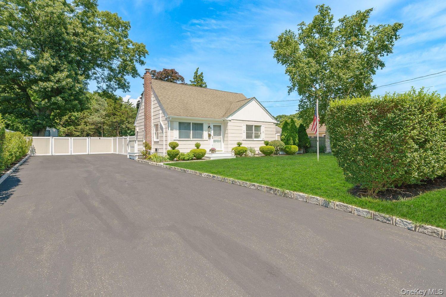 1st image of 60 Hubbard Ave, Riverhead, NY 11901 | MLS# 1031536