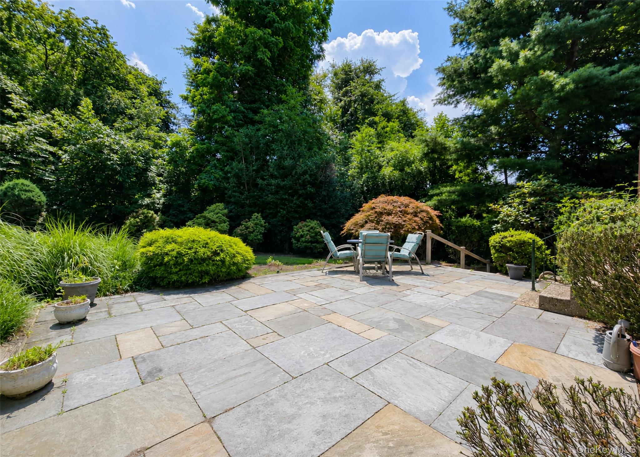 4th image of 16 Woodhull Rd, Brookhaven, NY 11733 | MLS# 1031554