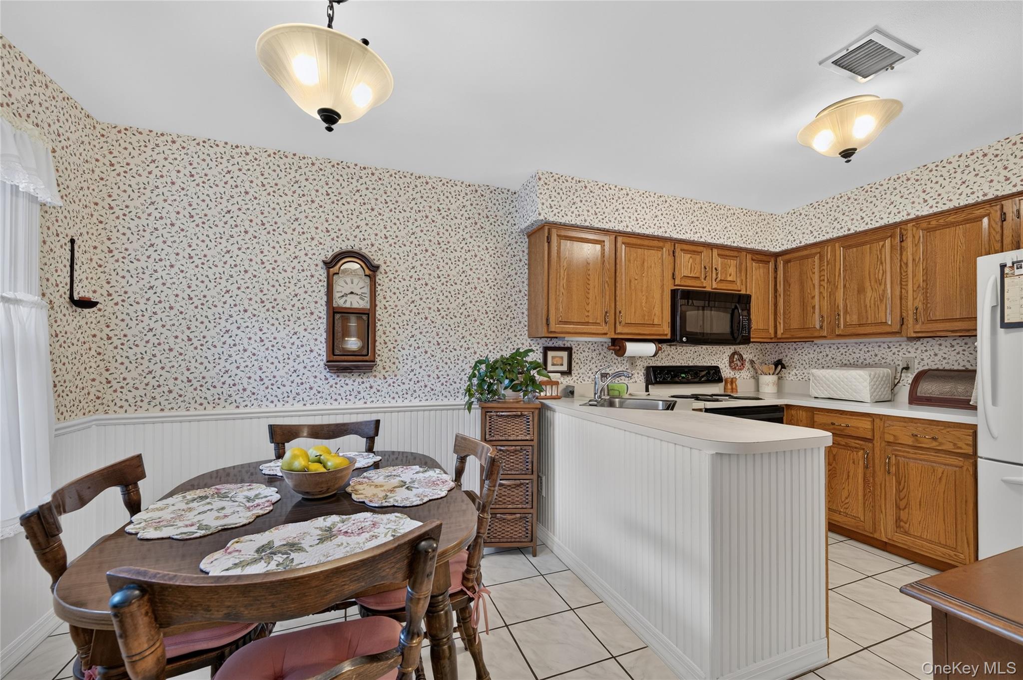 5th image of 106 Spring Rd, Huntington, NY 11743 | MLS# 1031564