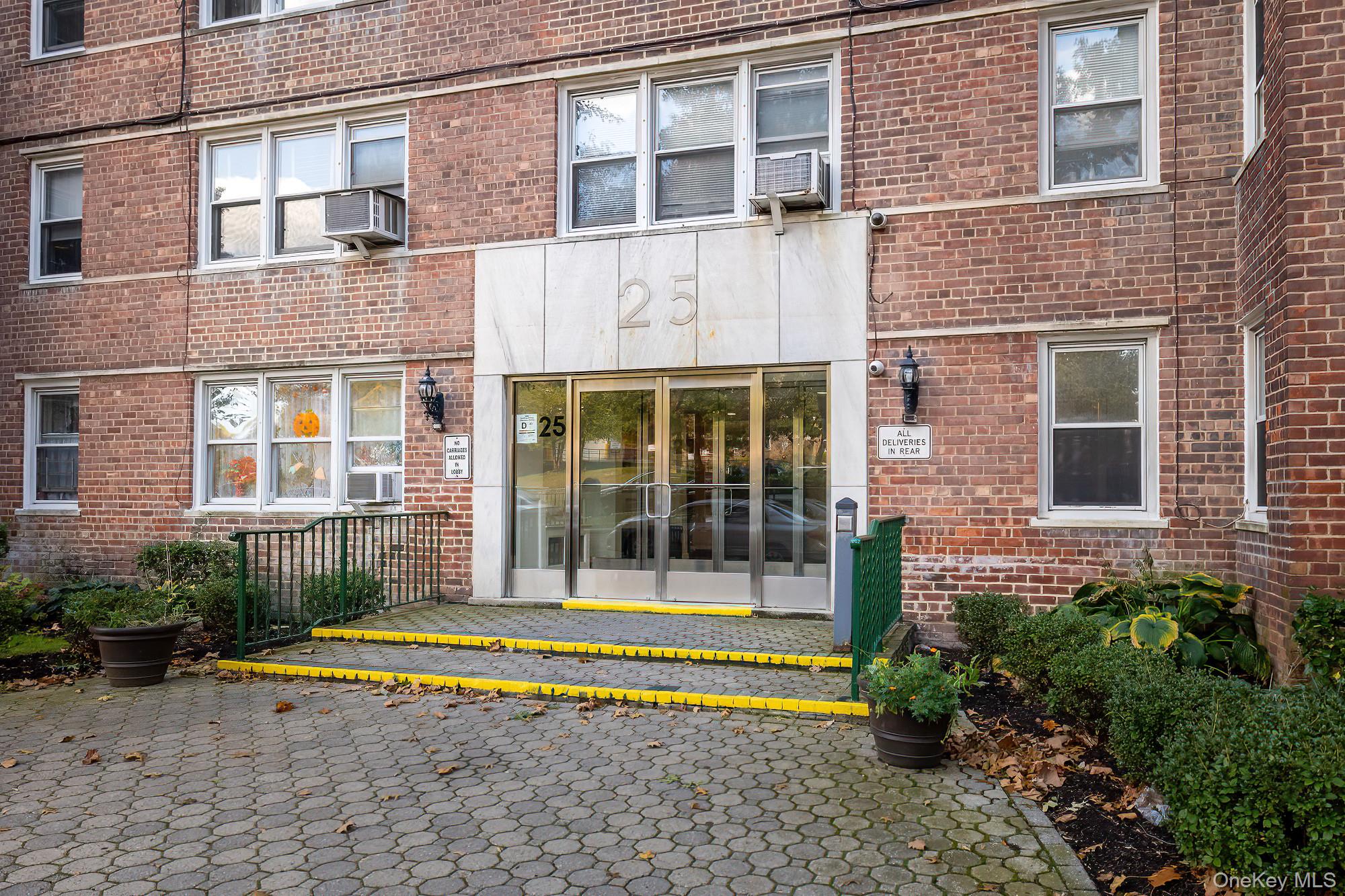 1st image of 25 Knolls Crescent #3J, New York, NY 10463 | MLS# 1031565