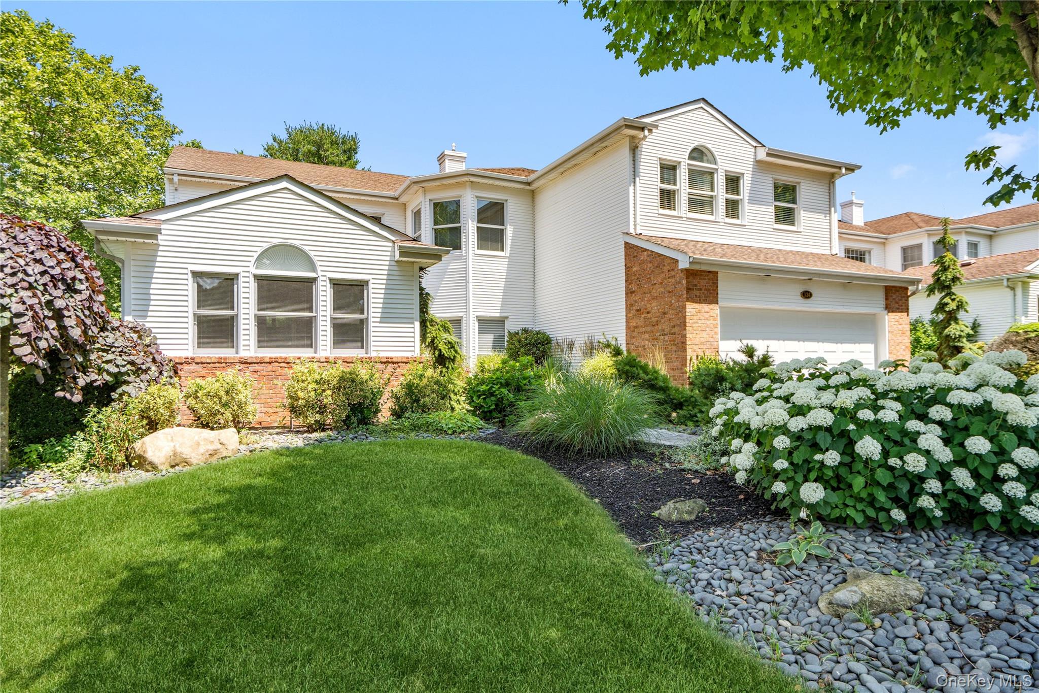 2nd image of 134 Hiland Ct, Huntington, NY 11725 | MLS# 1031580