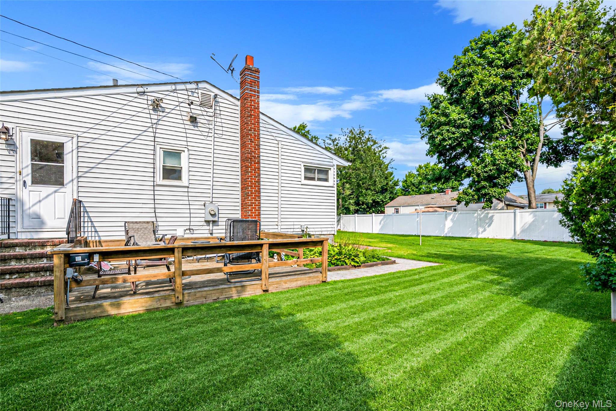 29th image of 25 Merritt St, Babylon, NY 11757 | MLS# 1031599