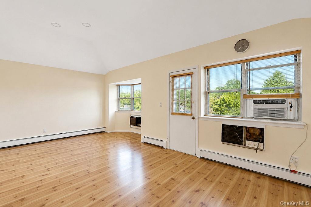 3rd image of 150-07 95th St, New York, NY 11417