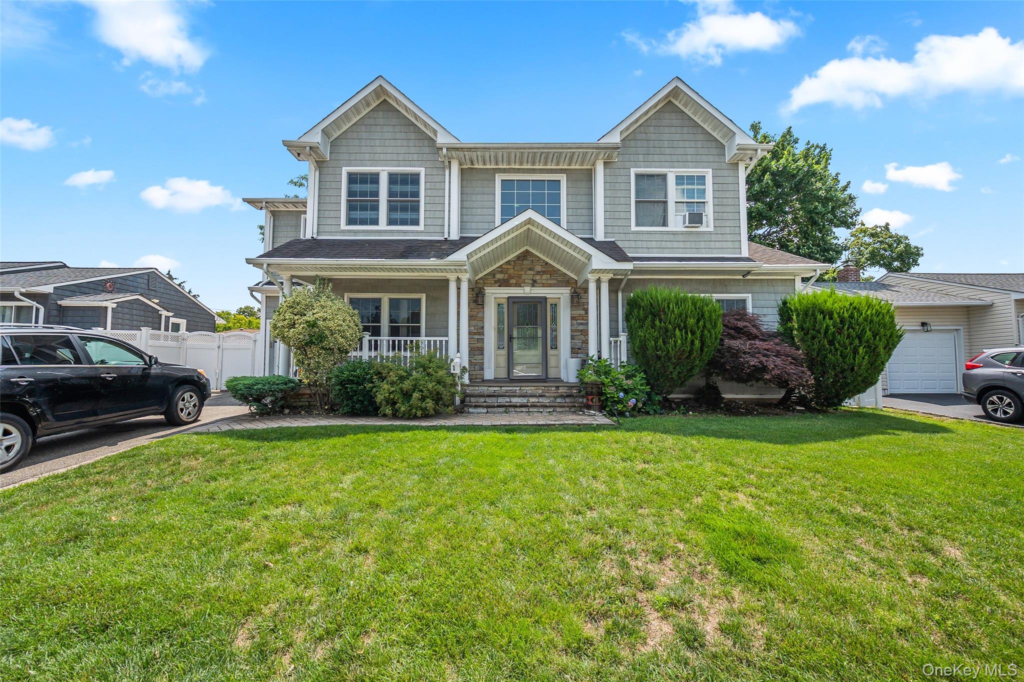 1st image of 19 Manetto Dr, Oyster Bay, NY 11803 | MLS# 1031606