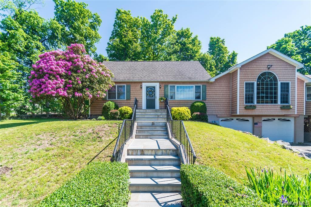 1st image of 31 Bendlin Ln, Wallkill, NY 10932 | MLS# 1031608
