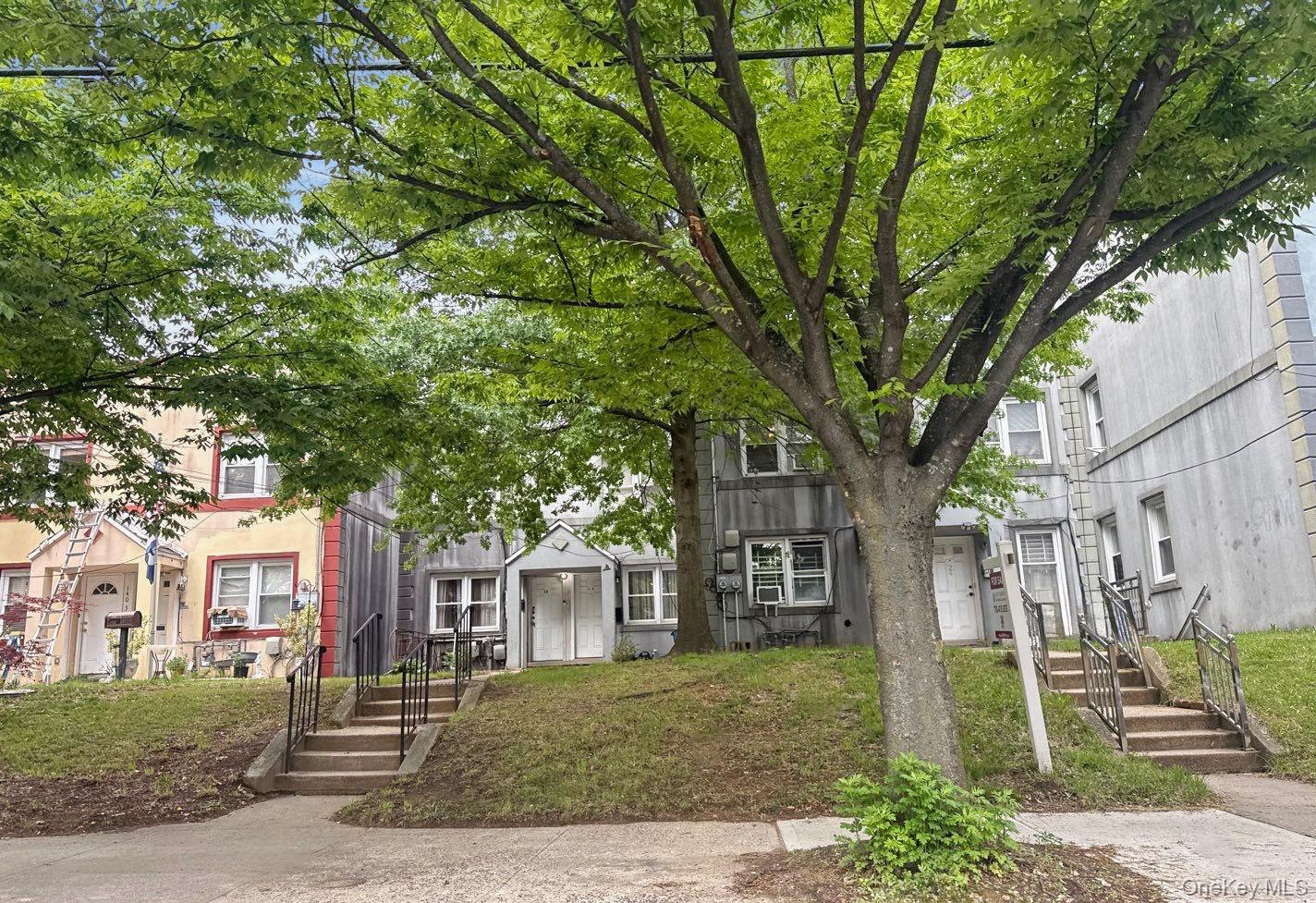 2nd image of 140 28 184th St, New York, NY 11413 | MLS# 1031633