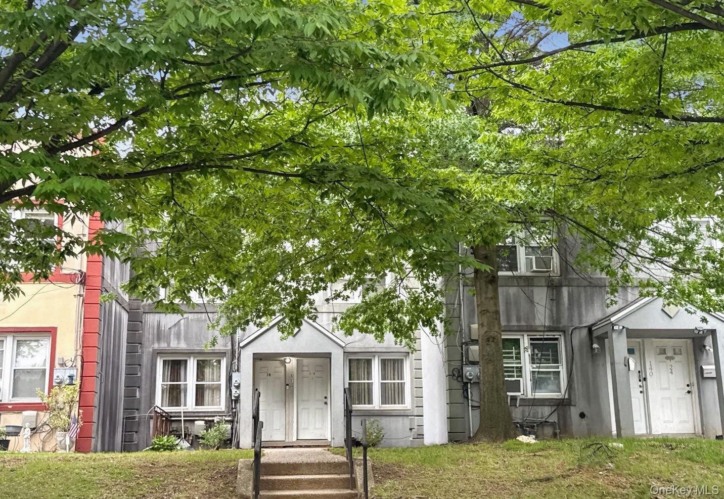 1st image of 140 28 184th St, New York, NY 11413 | MLS# 1031633