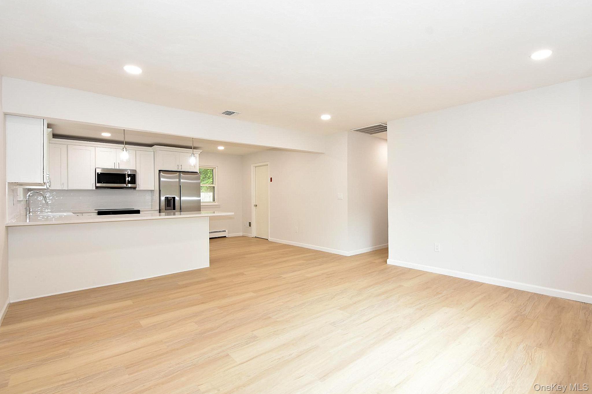 4th image of 76 Wards Ln, Brookhaven, NY 11713 | MLS# 1031644