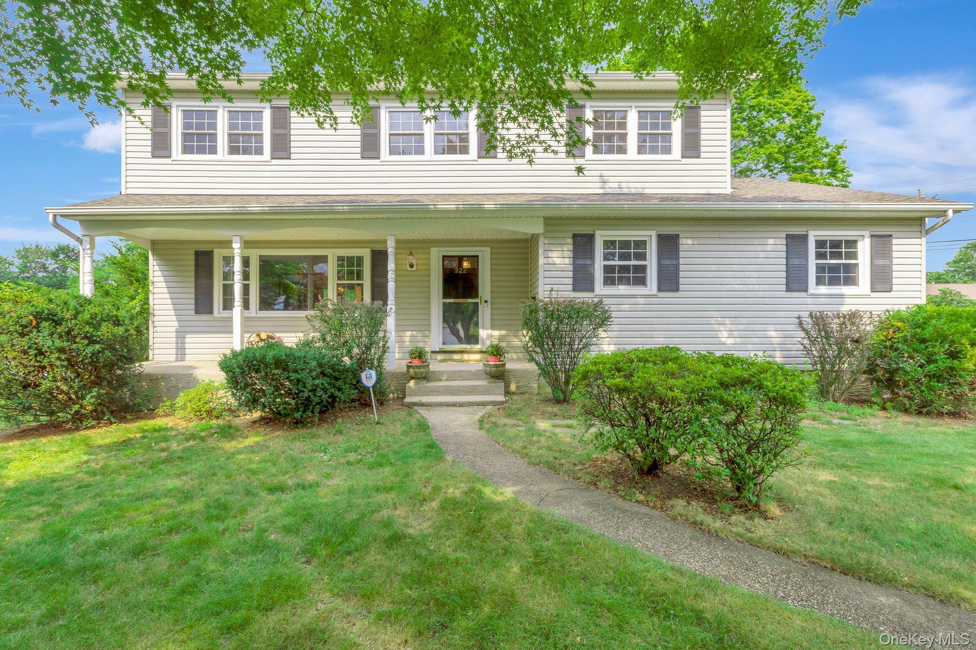 2nd image of 322 2nd Ave, Smithtown, NY 11780 | MLS# 1031653