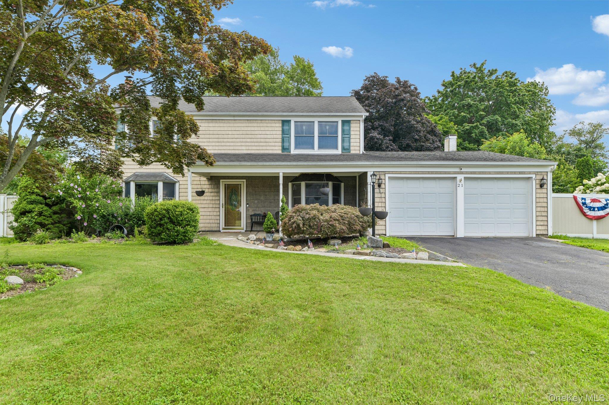 1st image of 21 Manchester Ln, Brookhaven, NY 11790 | MLS# 1031657