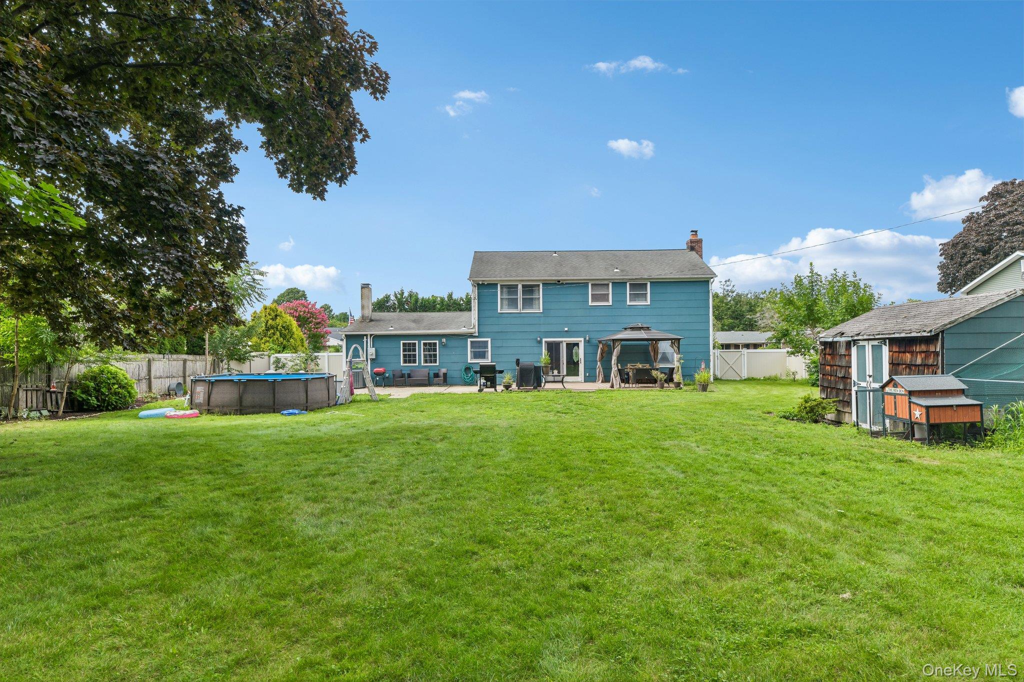 32nd image of 21 Manchester Ln, Brookhaven, NY 11790 | MLS# 1031657