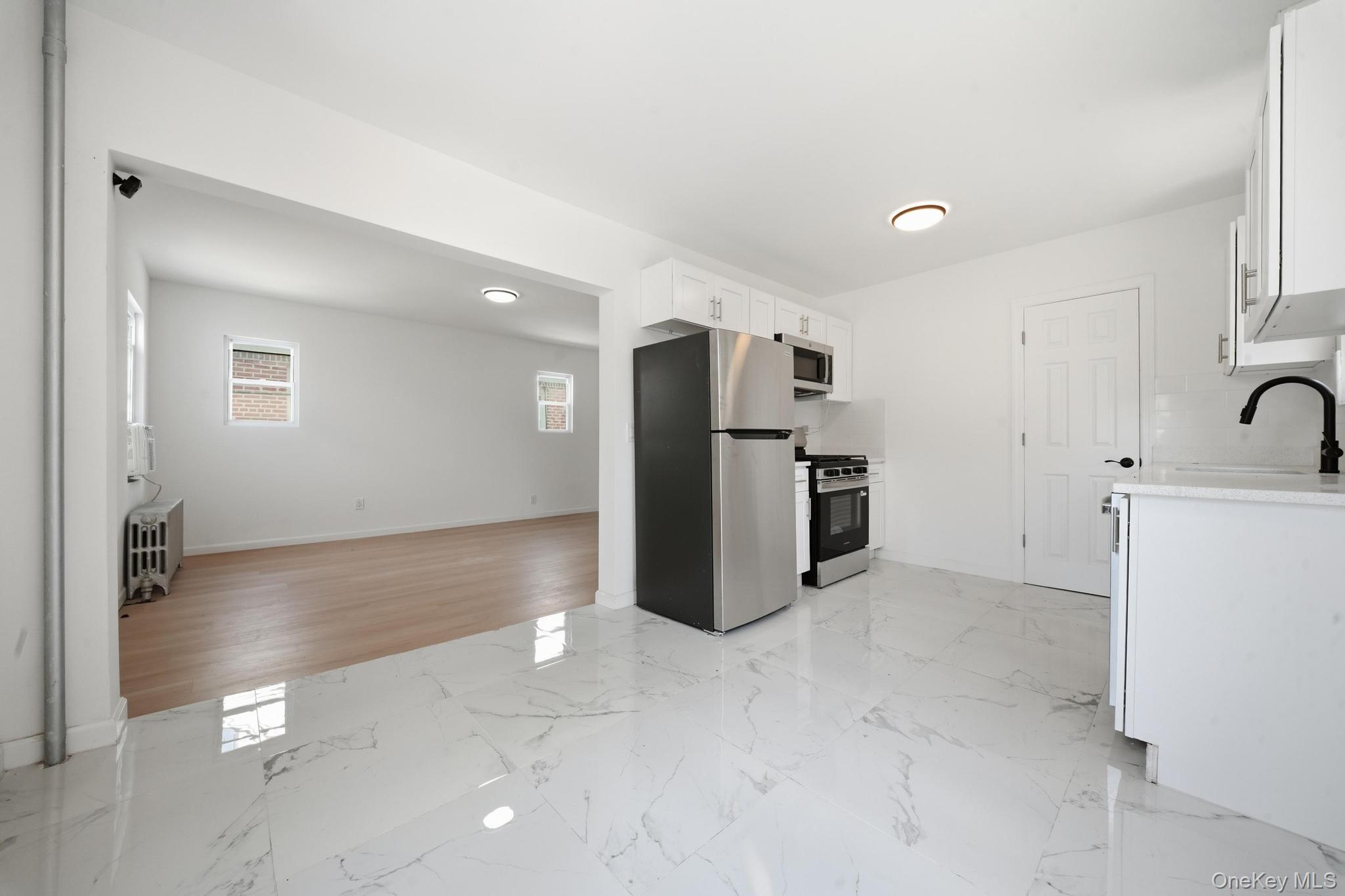 4th image of 13031 218Th St, New York, NY 11413 | MLS# 1031702
