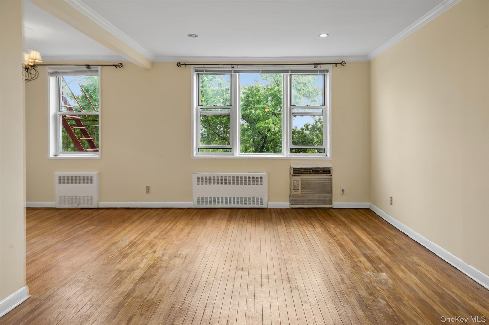 4th image of 3 Sadore Ln #7T, Yonkers, NY 10710 | MLS# 1031712