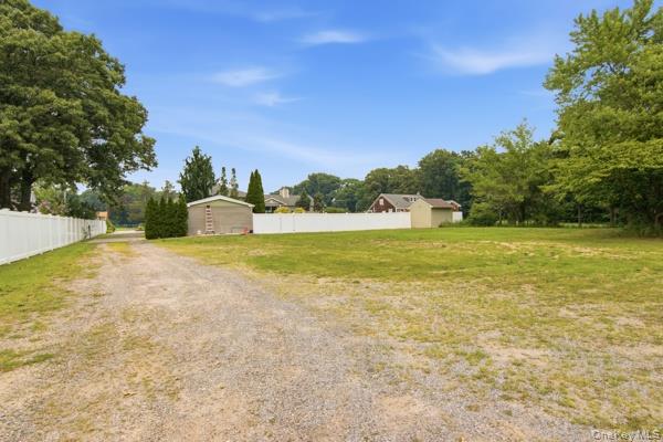 41st image of 60 Hawthorne St, Brookhaven, NY 11784 | MLS# 1031714