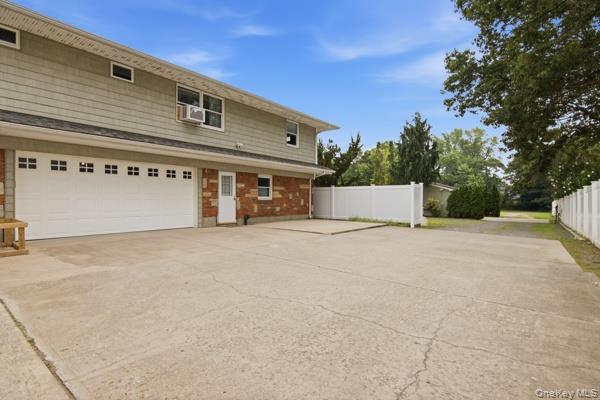 5th image of 60 Hawthorne St, Brookhaven, NY 11784 | MLS# 1031714